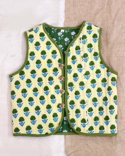 Reversible Sleeveless Cotton Printed Quilted Jacket for Kids | Green