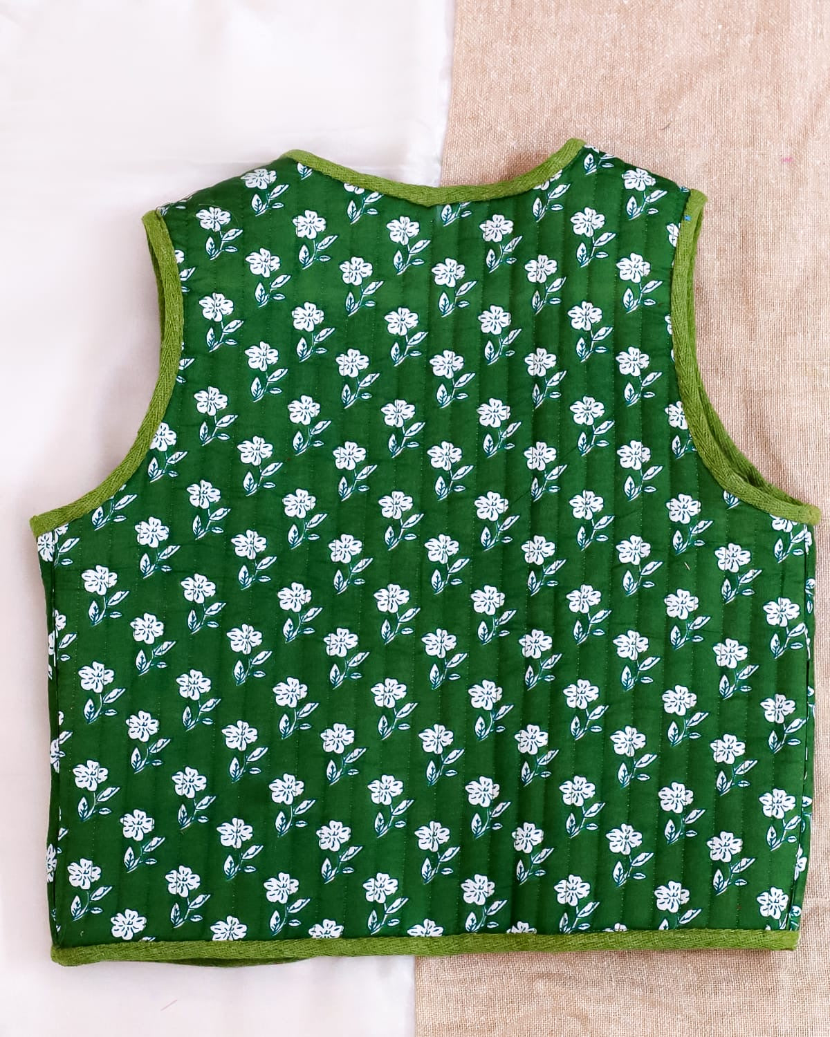 Reversible Sleeveless Cotton Printed Quilted Jacket for Kids | Green
